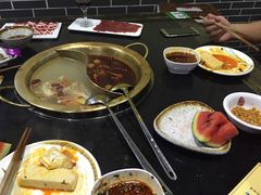 -怡品川宇火锅(宝立方店)