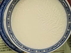 -赵记传承特色牛奶甜品(泉城广场店)