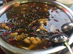 -符缸酸菜鸡(华阳店)