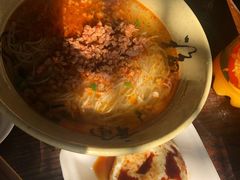 辣肉面-吾介小籠館