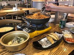 -吴草鸡爪오초닭발韩食堂(融恒盈嘉中心店)