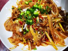 -胜景山庄柴火鸡