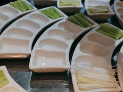 面皮酱料-三人行骨头王火锅(长寿店)