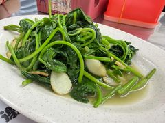 -明记烧鱼美味店