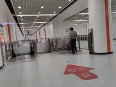 -靖江路(地铁站)