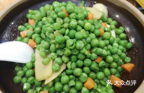 Stir-Fried Peas and Corn
