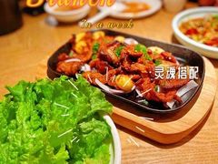 -宽鲜锅贴家常菜(永旺东部购物中心香港中路店)