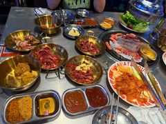 -哈哈碳都·牛肋条无限自助烤肉(台江万达店)