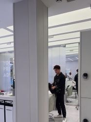 -PE SALON