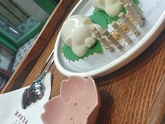 椰香猪猪冻-五条人糖水铺-宽厚里店