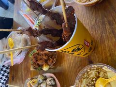 -八一路好吃街(雨田商务大厦店)