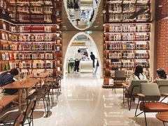 大堂-游心咖啡(青山红坊店)