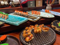-雍容荟帝王蟹活龙虾展台自助(IFS黑金店)