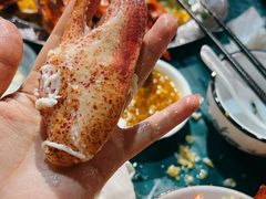 -三亚火车头万人海鲜广场