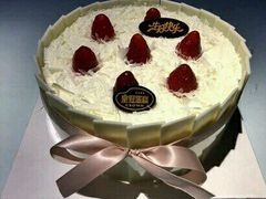-皇冠幸福里动物奶油生日蛋糕(石桥店)