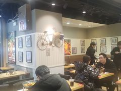 大堂-小山城麻辣香锅(新邻生活广场店)