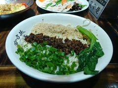成都担担面-张氏宽窄巷成都名小吃(茂业百货华强北店)