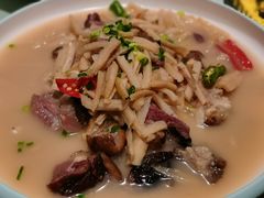 -盐帮食坊•小河帮川菜(四川师大店)