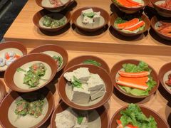 -钱小奴海鲜自助黑金店(杭州滨江龙湖店)