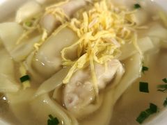三鲜鸡汤大馄饨-绿杨馄饨临顿路店