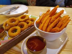 -Famous肥猫墨西哥音乐餐吧(五棵松华熙LIVE店)