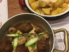 -Tapa Tapa