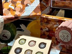 -Laderach 莱德拉(上海环贸iapm店)