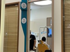 -维乐口腔(美维云门诊陆家嘴店)