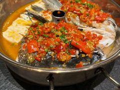 -鱼鲜饭香·招牌汽锅剁椒鱼头王