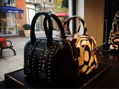 -GIVENCHY(比斯特苏州购物村店)