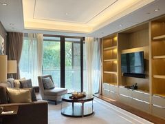 -衡山路(地铁站)