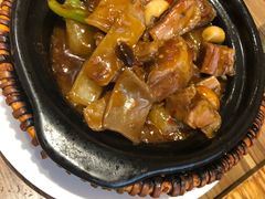 广式萝卜牛腩煲-粤港餐厅(禹州商业广场店)