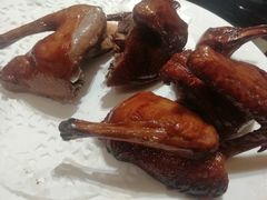 -东口码头·烧鸽子·鱼头泡饼·地方菜(金鹰悦城店)