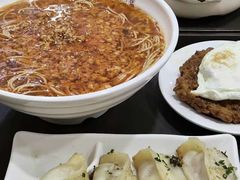 -沪西老弄堂面馆(定西路店)