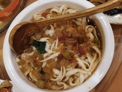 -天天向上素食餐厅(五台山店)