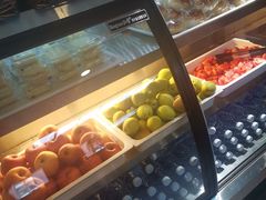 -第三空间·趣味桌游·轰趴.室内CS.剧本杀(大武汉1911店)