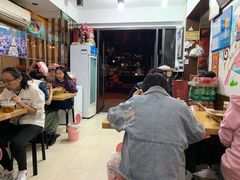 等位区-家味螺蛳粉&烤鱼(五角场店)