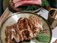 -草家酱蟹炭火烤肉店(珲春南路一店)