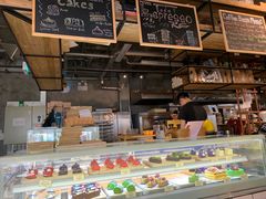 -Common Table · Brunch & Coffee