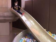 -水桶王国主题餐厅·聚会·生日派对·亲子活动·家庭套餐(亚龙湾希尔顿店)