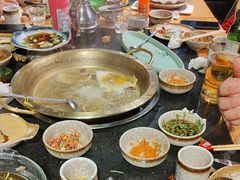 -顶顶汤火牛排火锅·经典铜锅涮肉