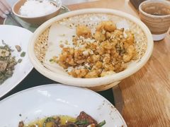 -吃饭皇帝大土家民族菜(正大广场店)