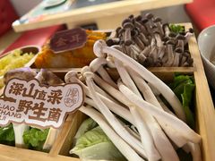 -廖掌柜·重庆鲜货火锅(上海首店)