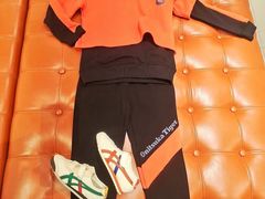 -Onitsuka Tiger(港汇恒隆广场店)