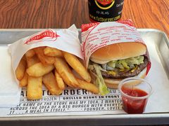 -FATBURGER 特富客汉堡(外交公寓店)