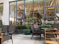 露天位-悦湖公馆