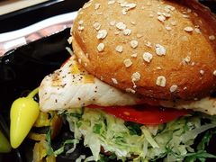 -The Habit Burger Grill 哈比特汉堡(爱琴海店)