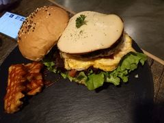 -HIGH FIVE哈福手工汉堡(桂林路店)