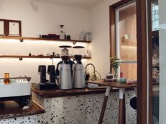 -Line 咖啡(石厦花园店)