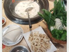 -陈大锅·岳阳鱼馆·地道岳阳菜(美食街店)